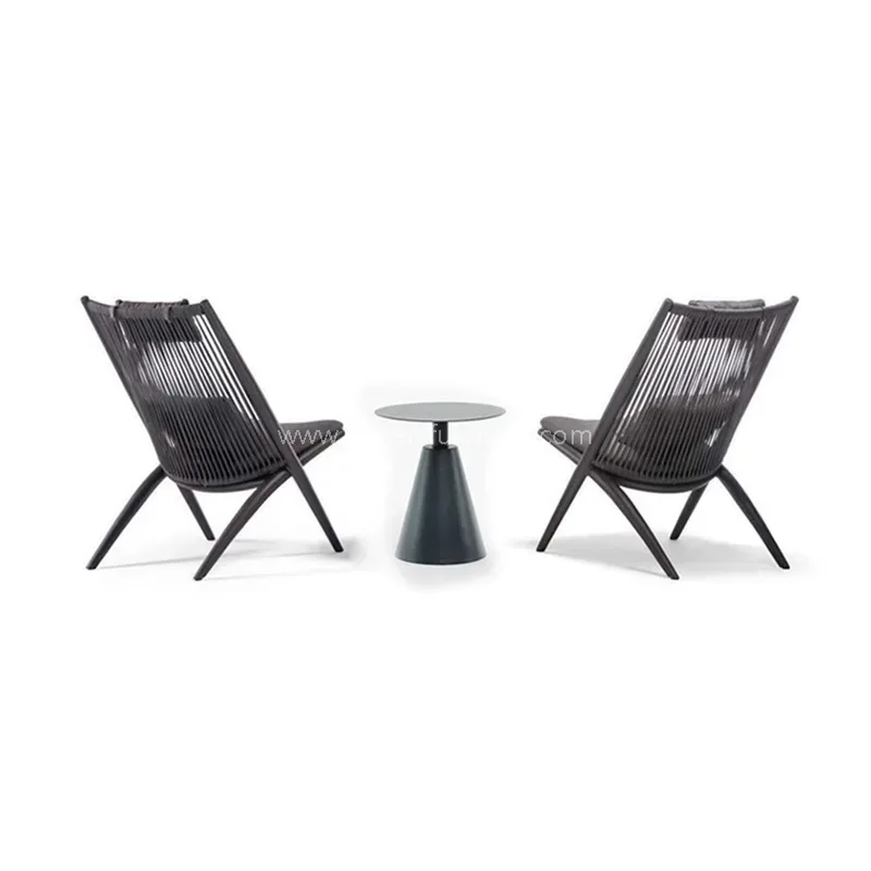 Modern enkel utomhusvävd balkonguppsättning